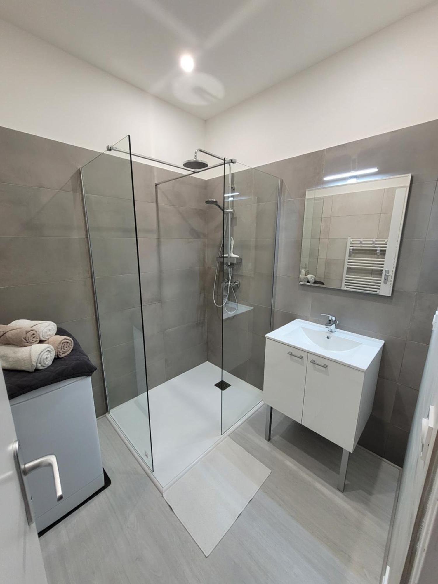 Appartements Dans Villa En Rez De Jardin Hyères Eksteriør bilde